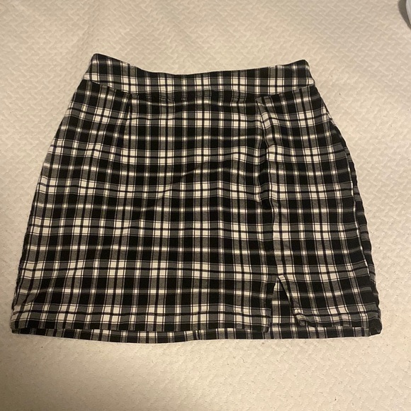 Garage Mini Skirt - Picture 1 of 4